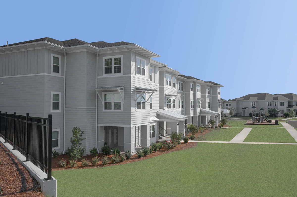 Greystone Pointe Auburn Apartments in Auburn, AL Photos